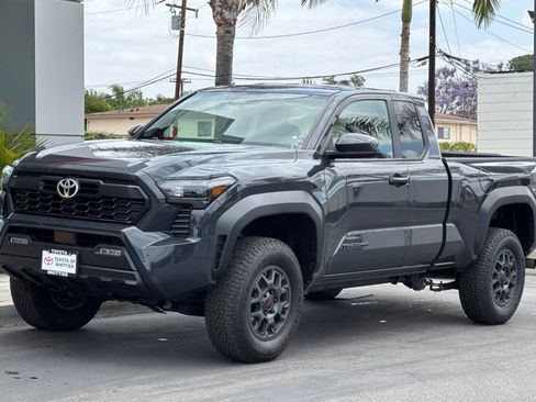 Certified 2025 Toyota Tacoma PreRunner RWD image 10