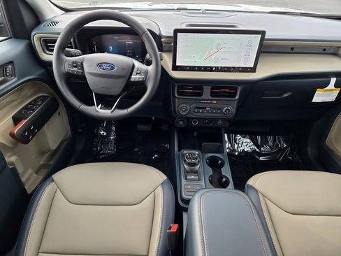 New 2025 Ford Maverick Lariat image 18