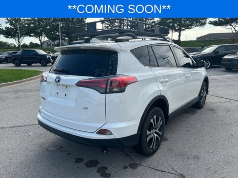 Used 2017 Toyota RAV4 LE FWD image 7