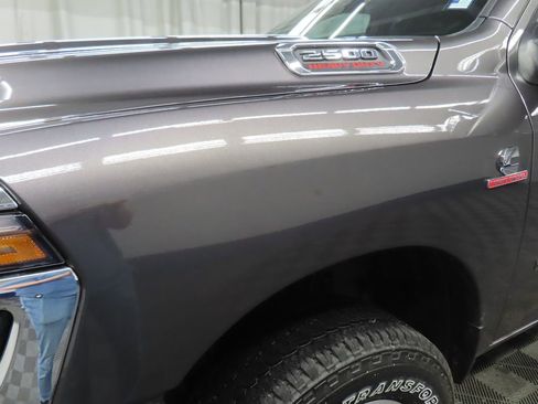 Used 2026 RAM 2500 Laramie AWD/4WD image 42