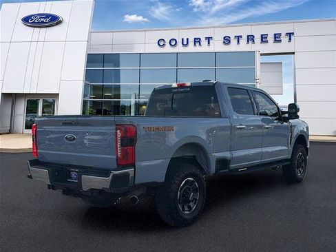 Certified 2024 Ford F250 Lariat w/ Tremor Off-Road Package AWD/4WD image 4