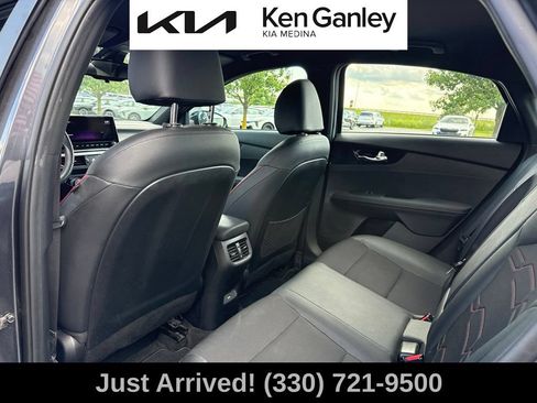 Certified 2022 Kia Forte GT w/ GT Technology Package FWD image 10