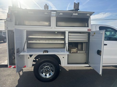 Used 2015 Chevrolet Silverado 3500 W/T image 10