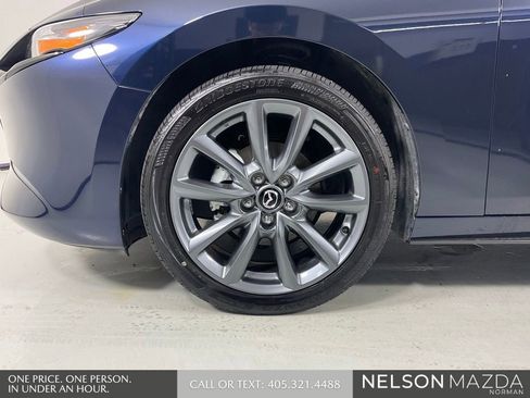 Used 2025 MAZDA MAZDA3 s FWD image 10