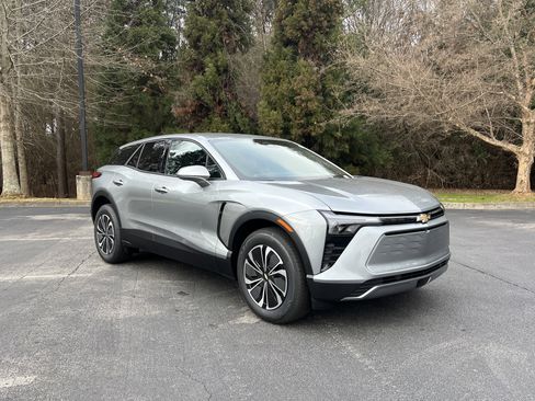 New 2026 Chevrolet Blazer EV LT FWD image 2