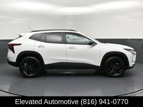 Used 2025 Chevrolet Trax ACTIV w/ Driver Confidence Package FWD image 24