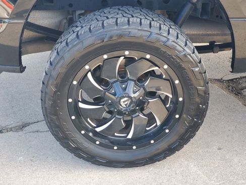 Certified 2018 Ford F150 XLT w/ Equipment Group 302A Luxury image 5