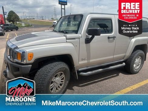 Used 2009 HUMMER H3 AWD/4WD image 1