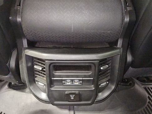 Used 2021 RAM 1500 Laramie AWD/4WD image 3