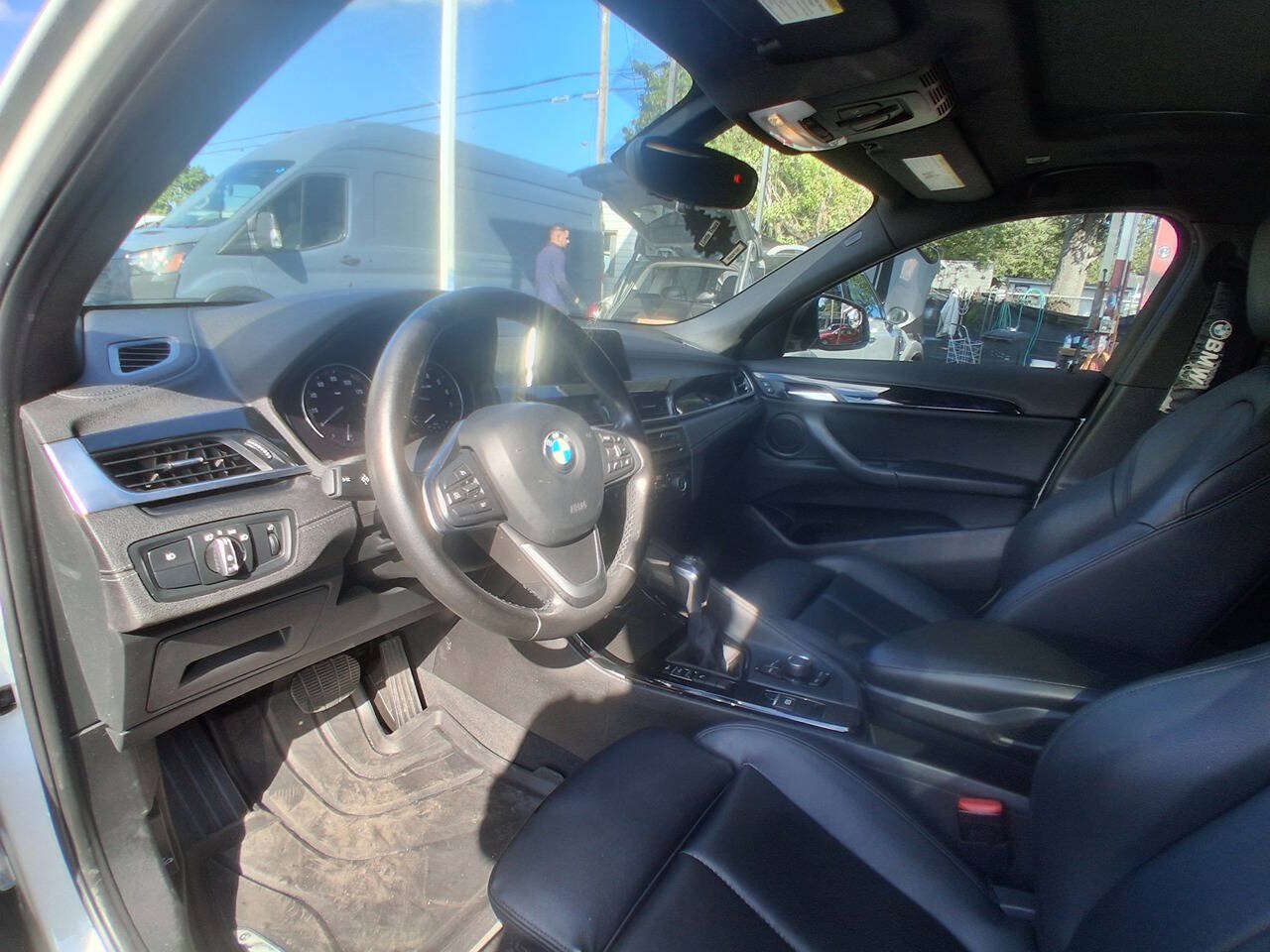 Used 2018 BMW X2 sDrive28i w/ Convenience Package FWD image 10