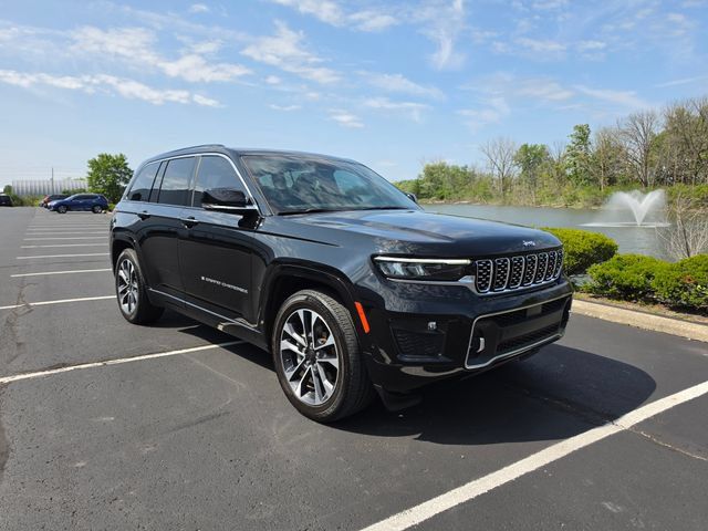 Used 2023 Jeep Grand Cherokee Overland AWD/4WD image 65