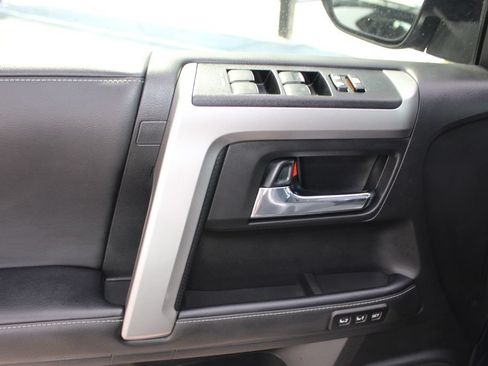 Certified 2020 Toyota 4Runner Limited AWD/4WD image 21