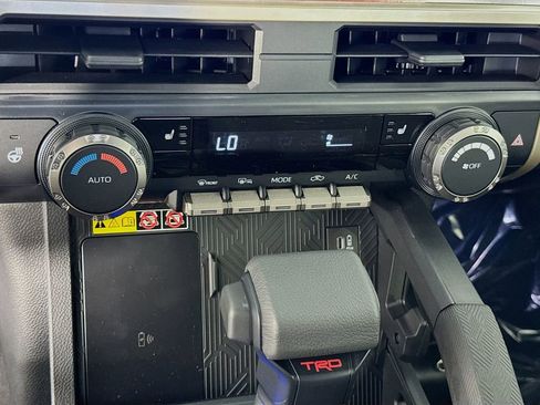 New 2025 Toyota Tacoma TRD Off-Road image 19