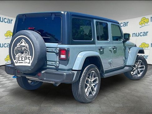 Used 2024 Jeep Wrangler Unlimited w/ Convenience Group AWD/4WD image 6