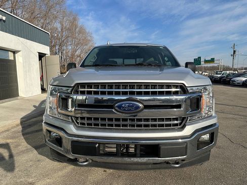 Used 2018 Ford F150 XLT w/ Equipment Group 302A Luxury image 3
