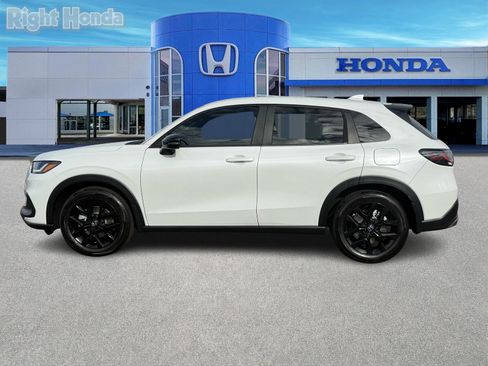Used 2024 Honda HR-V Sport image 3