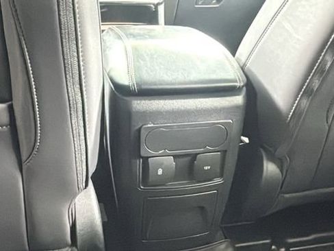 Used 2023 Ford Explorer XLT w/ Equipment Group 202A image 37