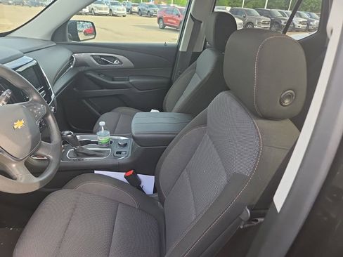 Used 2020 Chevrolet Traverse LS AWD/4WD image 13