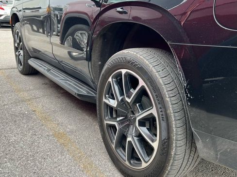 Used 2021 Chevrolet Tahoe RST w/ Rear Media and Nav Package image 5