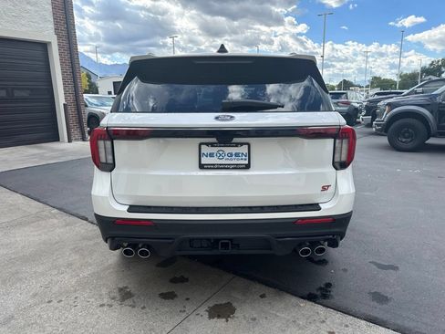 Used 2026 Ford Explorer ST w/ Sun And Sound Package AWD/4WD image 7