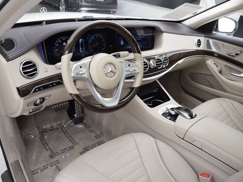Used 2019 Mercedes-Benz S 560 Sedan image 21