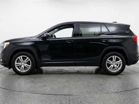 Used 2024 GMC Terrain SLE FWD image 5
