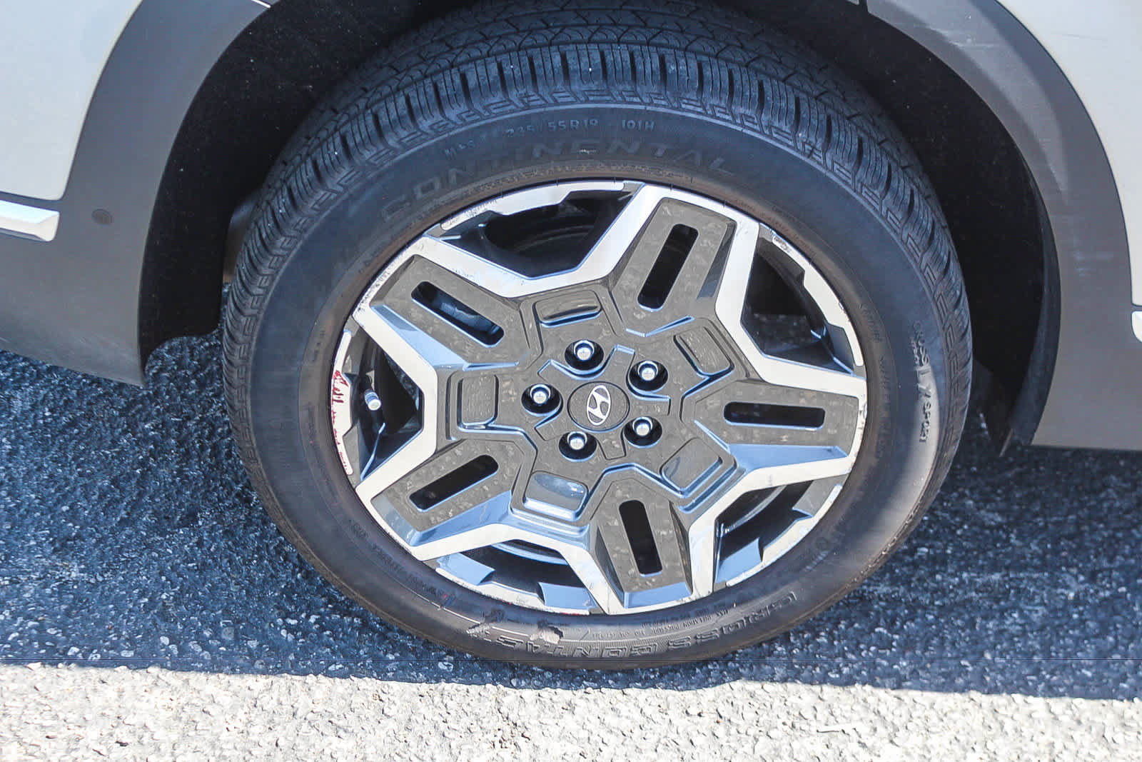 Used 2023 Hyundai Santa Fe Limited w/ Cargo Package AWD/4WD image 11