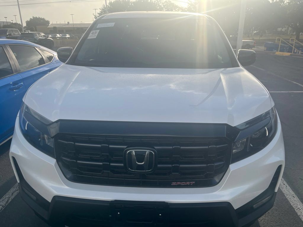 Certified 2024 Honda Ridgeline Sport image 2