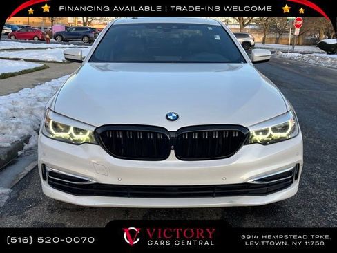 Used 2019 BMW 540i w/ Luxury Seating Package image 2