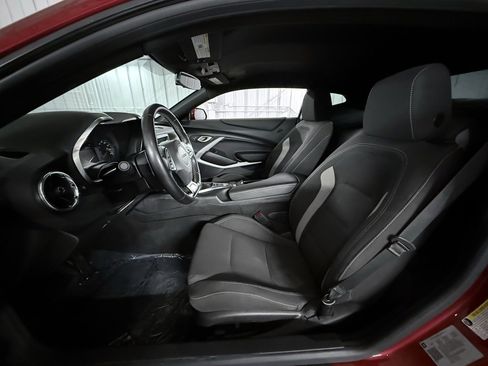 Used 2018 Chevrolet Camaro LT image 18