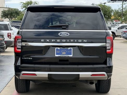 Used 2022 Ford Expedition Limited AWD/4WD image 5