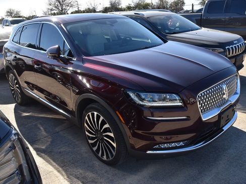 Used 2023 Lincoln Nautilus Black Label image 4