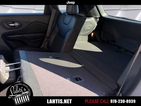 Certified 2022 Jeep Cherokee Trailhawk w/ Sun, Sound & Nav Group image 12