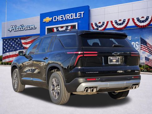 New 2026 Chevrolet Traverse LT FWD image 4