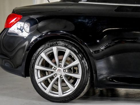 Used 2010 INFINITI G37 Convertible w/ Premium Pkg RWD image 6