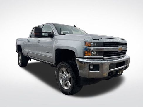 Used 2016 Chevrolet Silverado 2500 LT w/ All Star Edition AWD/4WD image 3