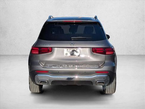 New 2026 Mercedes-Benz GLB 250 4MATIC image 7