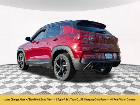 Used 2022 Chevrolet TrailBlazer RS w/ Technology Package image 13
