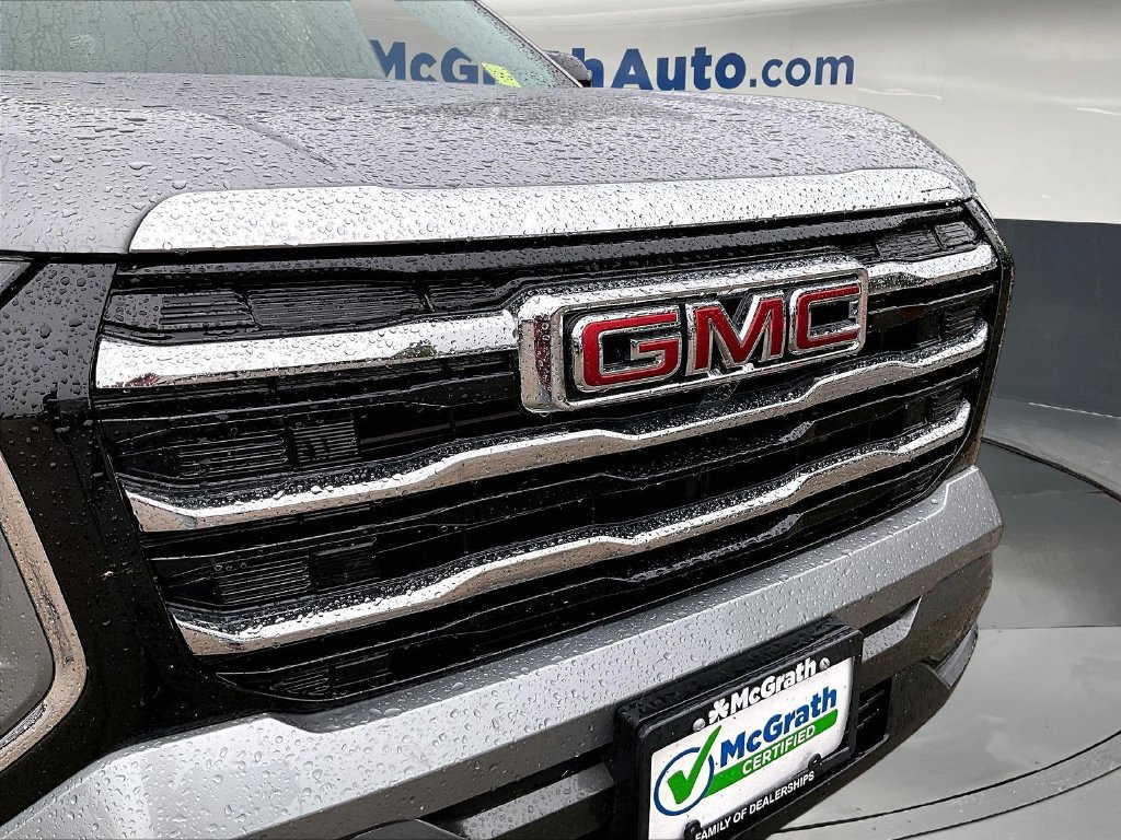 Used 2025 GMC Terrain Elevation AWD/4WD image 35