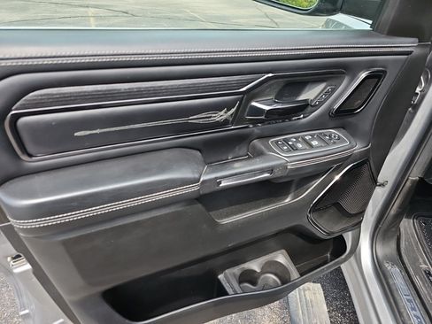 Used 2022 RAM 1500 Limited AWD/4WD image 19