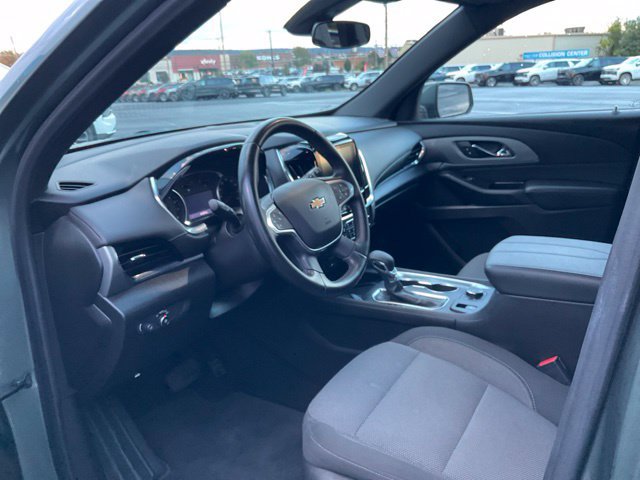 Used 2023 Chevrolet Traverse LT AWD/4WD image 4