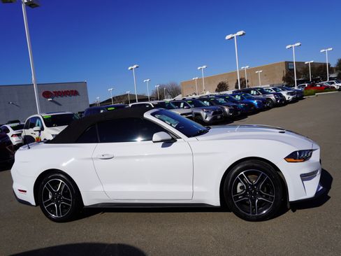 Used 2023 Ford Mustang Premium image 23