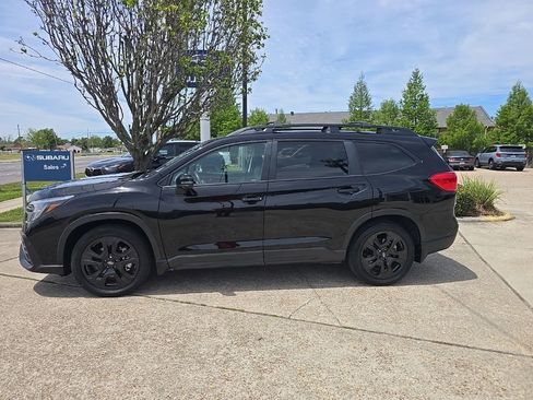 Used 2023 Subaru Ascent Onyx Edition Limited AWD/4WD image 9