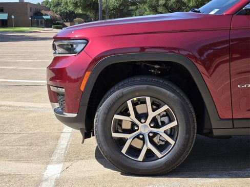 New 2025 Jeep Grand Cherokee L Limited w/ Luxury Tech Group II image 9