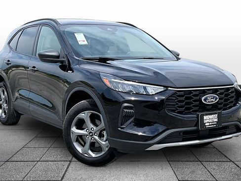 Used 2025 Ford Escape ST-Line AWD/4WD image 2