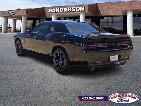 Used 2021 Dodge Challenger R/T Scat Pack w/ Driver Convenience Group image 5