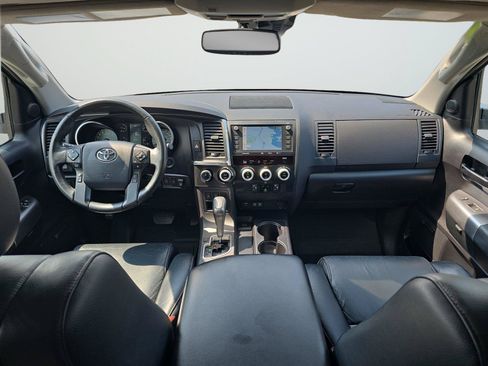 Used 2020 Toyota Sequoia TRD Pro AWD/4WD image 13