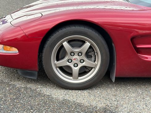 Used 1999 Chevrolet Corvette Convertible w/ Memory Pkg image 9