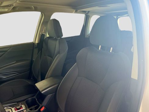 Used 2023 Subaru Forester Premium AWD/4WD image 21