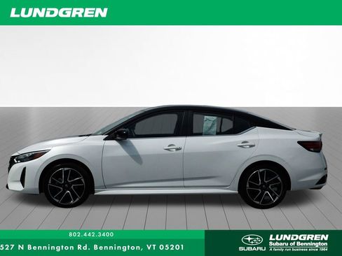 Used 2024 Nissan Sentra SR FWD image 29